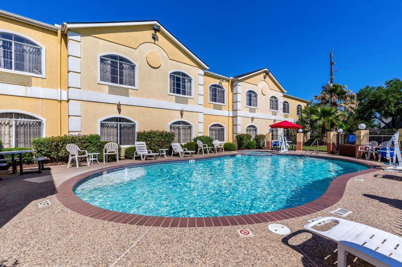 Quality Suites North Houston - Spring Westfield Εξωτερικό φωτογραφία